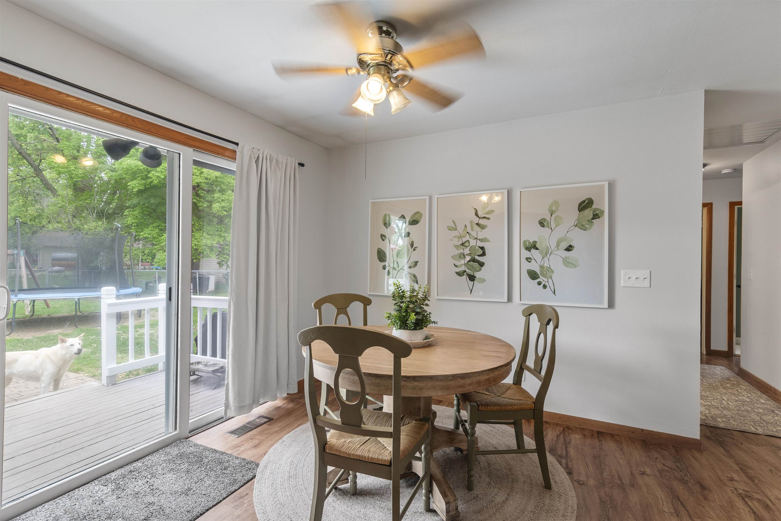 Janesville, Wisconsin 53546, United States, 3 Bedrooms Bedrooms, ,2 BathroomsBathrooms,Residential,Active,184656