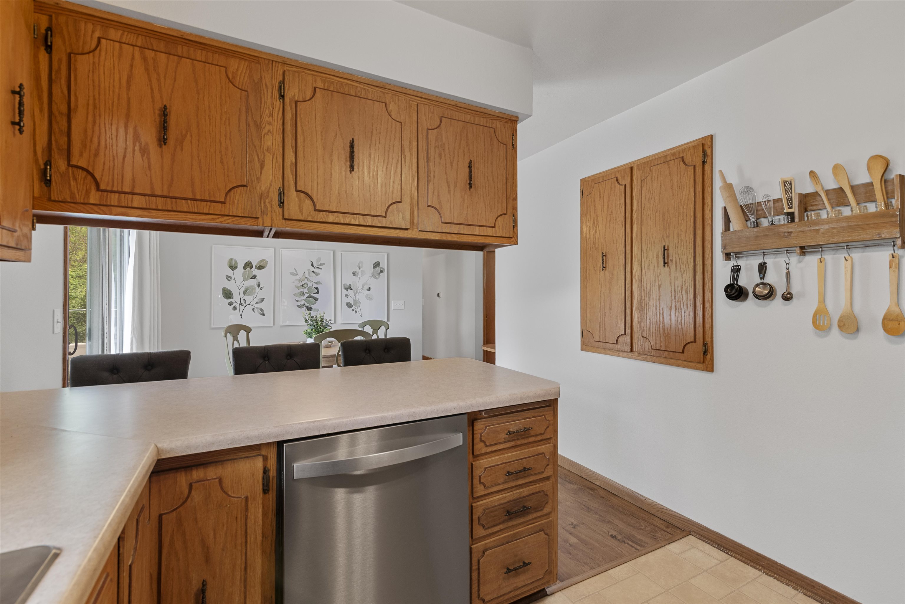 Janesville, Wisconsin 53546, United States, 3 Bedrooms Bedrooms, ,2 BathroomsBathrooms,Residential,Active,184656