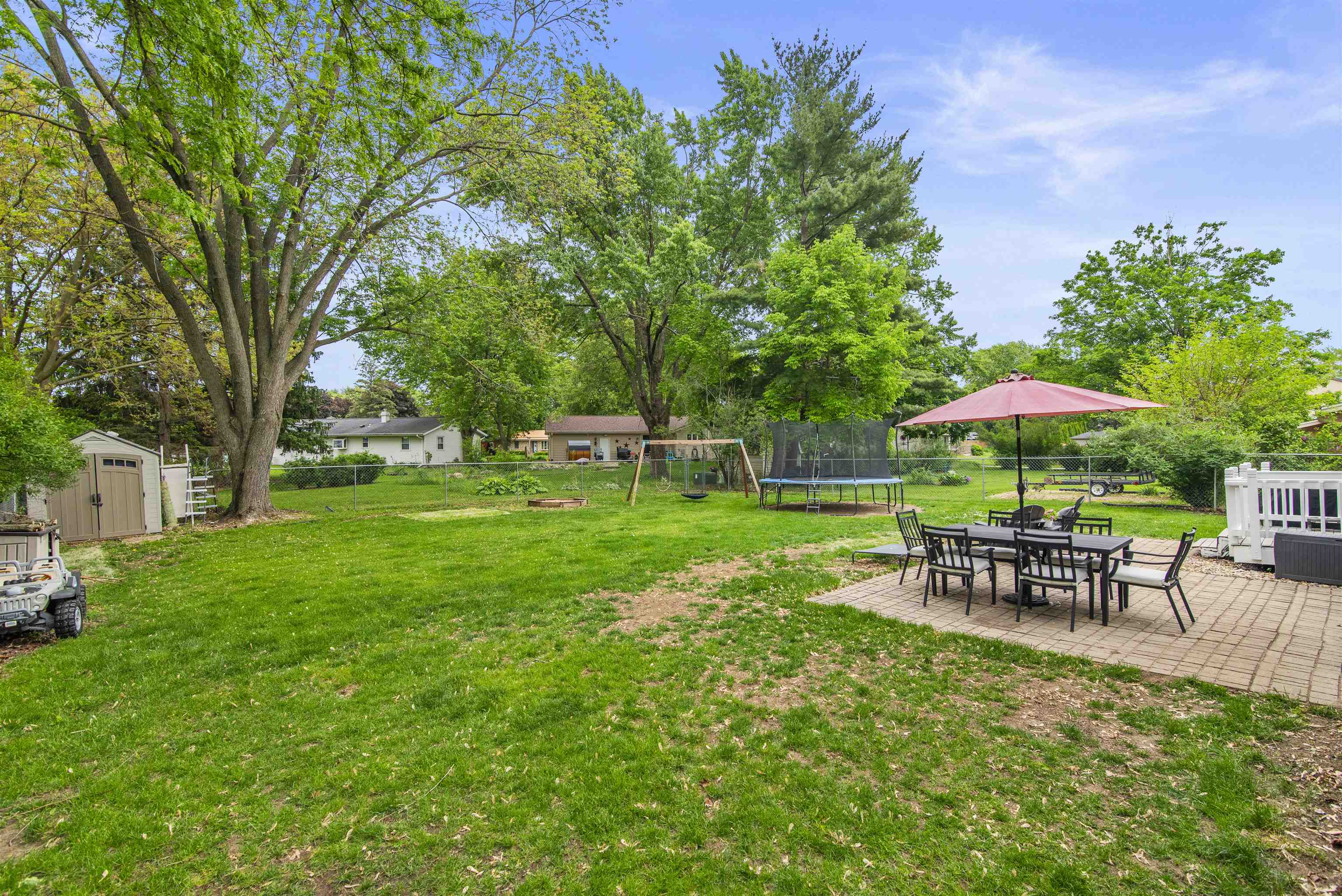 Janesville, Wisconsin 53546, United States, 3 Bedrooms Bedrooms, ,2 BathroomsBathrooms,Residential,Active,184656