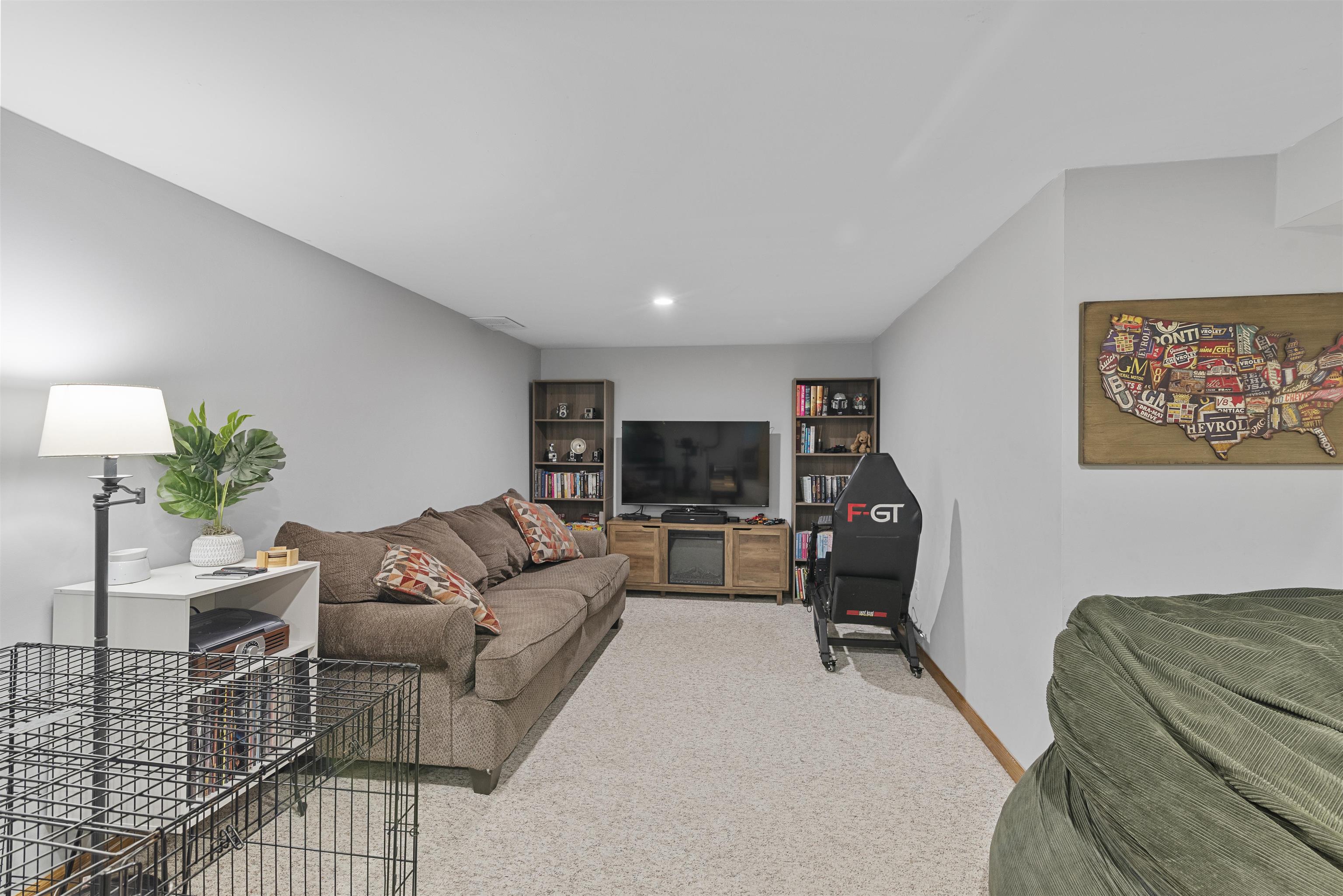 Janesville, Wisconsin 53546, United States, 3 Bedrooms Bedrooms, ,2 BathroomsBathrooms,Residential,Active,184656