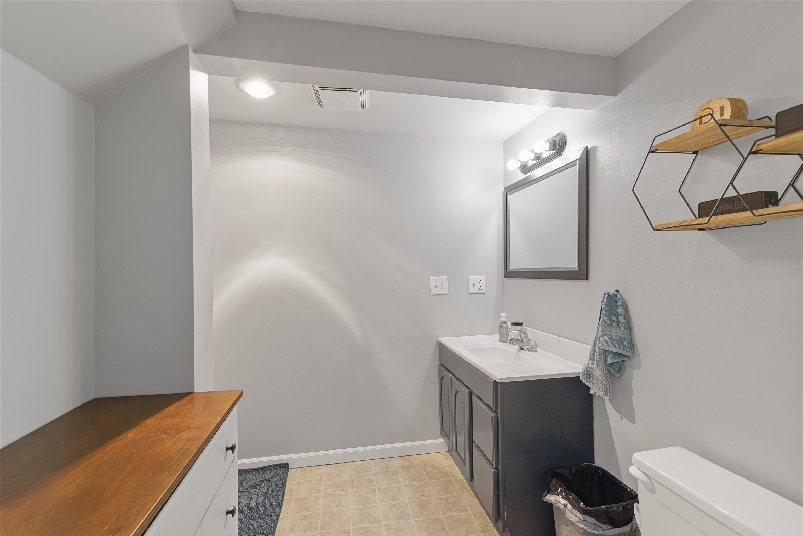 Janesville, Wisconsin 53546, United States, 3 Bedrooms Bedrooms, ,2 BathroomsBathrooms,Residential,Active,184656