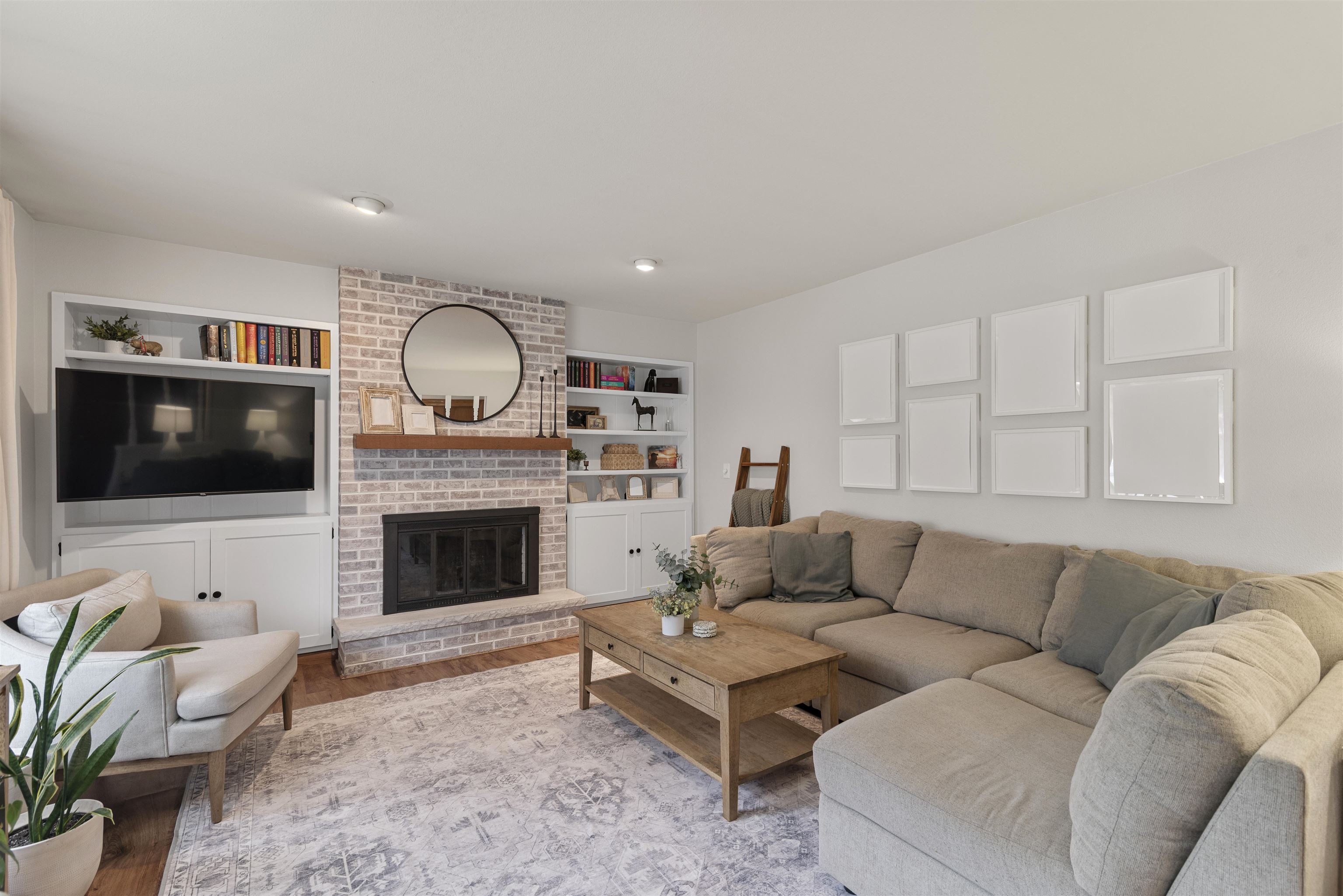 Janesville, Wisconsin 53546, United States, 3 Bedrooms Bedrooms, ,2 BathroomsBathrooms,Residential,Active,184656