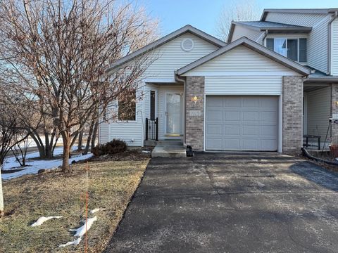 Photo of 1025 Melvin Court, Madison, WI 53704 (MLS # 2016551)