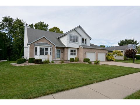Photo of 4013 Bordeaux Drive, Janesville, WI 53546 (MLS # 2009276)