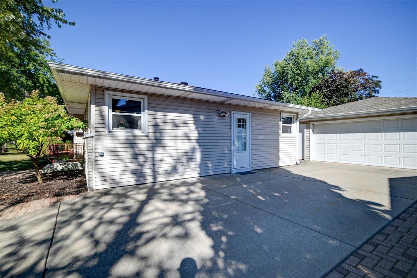 4609 Barby Lane