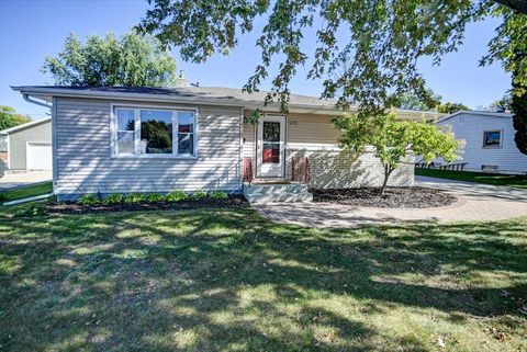 Photo of 4609 Barby Lane, Madison, WI 53704 (MLS # 2010457)