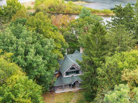 Photo of N3932 Park Road, Brodhead, WI 53520 (MLS # 2010574)