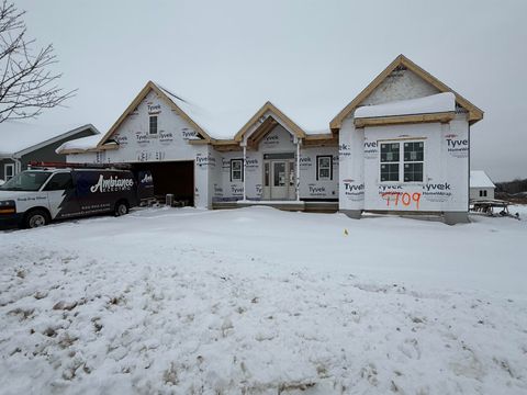 Photo of L208 Stonecrop Way, DeForest, WI 53532 (MLS # 2013268)