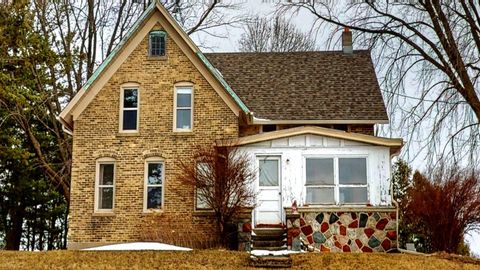 Photo of 930 County Road Y Road, Jefferson, WI 53549 (MLS # 2018865)