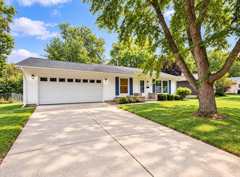 Photo of 1709 Lynndale Road, Madison, WI 53711 (MLS # 2032845)