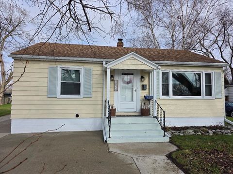 Photo of 1024 S Main Street, Jefferson, WI 53549 (MLS # 2019690)