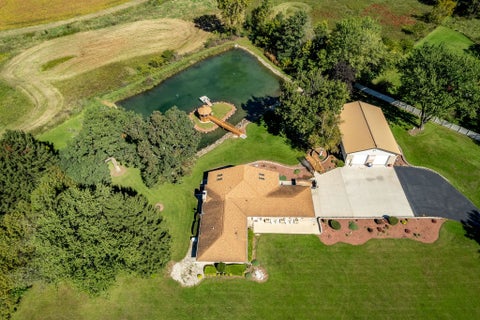 Photo of 6923 S State Road 213 Road, Beloit, WI 53511 (MLS # 2034677)