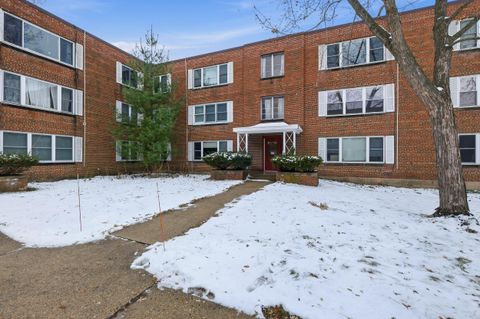 Photo of 28 Sherman Terrace 4 #4, Madison, WI 53704 (MLS # 2014284)