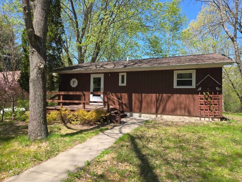 Photo of 3217 3rd Court, Oxford, WI 53952 (MLS # 2023148)