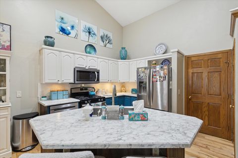 Tiny photo for 1903 St George Lane, Janesville, WI 53545 (MLS # 2012478)