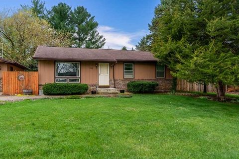 Photo of 718 Crist Road, Beloit, WI 53511 (MLS # 2020849)