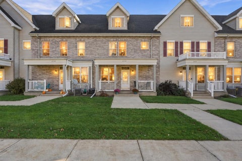 Photo of 2795 Crinkle Root Drive, Fitchburg, WI 53711 (MLS # 2034636)
