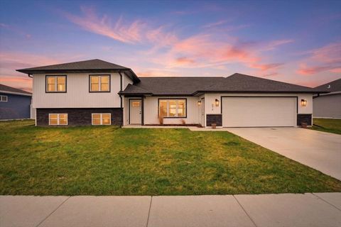 Photo of 676 Porter Road, Evansville, WI 53536 (MLS # 2019714)