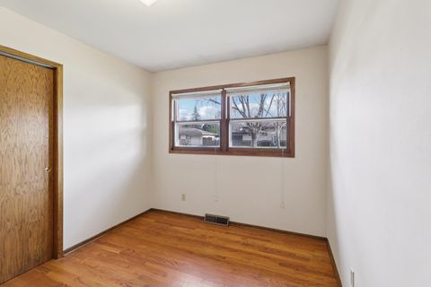 Tiny photo for 5520 Leanne Lane, McFarland, WI 53558 (MLS # 2012652)