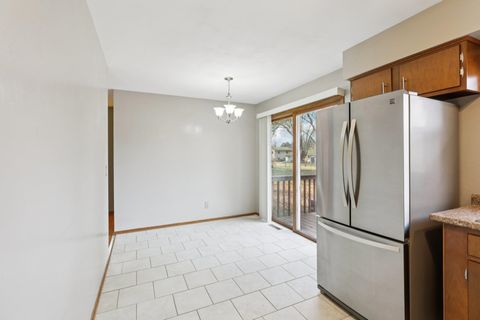 Tiny photo for 5520 Leanne Lane, McFarland, WI 53558 (MLS # 2012652)