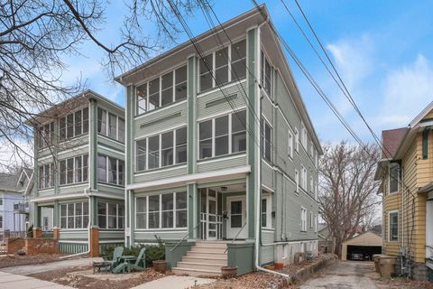Photo of 1040 Spaight Street 2 #2, Madison, WI 53703 (MLS # 2017181)