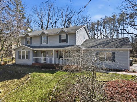 Photo of 4828 N Brentwood Drive, Milton, WI 53563 (MLS # 2019436)