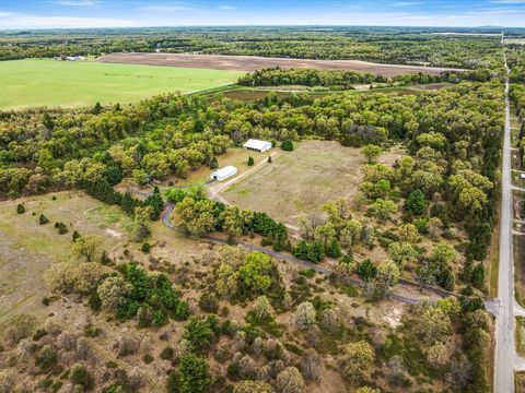 Tiny photo for 1669 10th Avenue, Friendship, WI 53934 (MLS # 2001443)