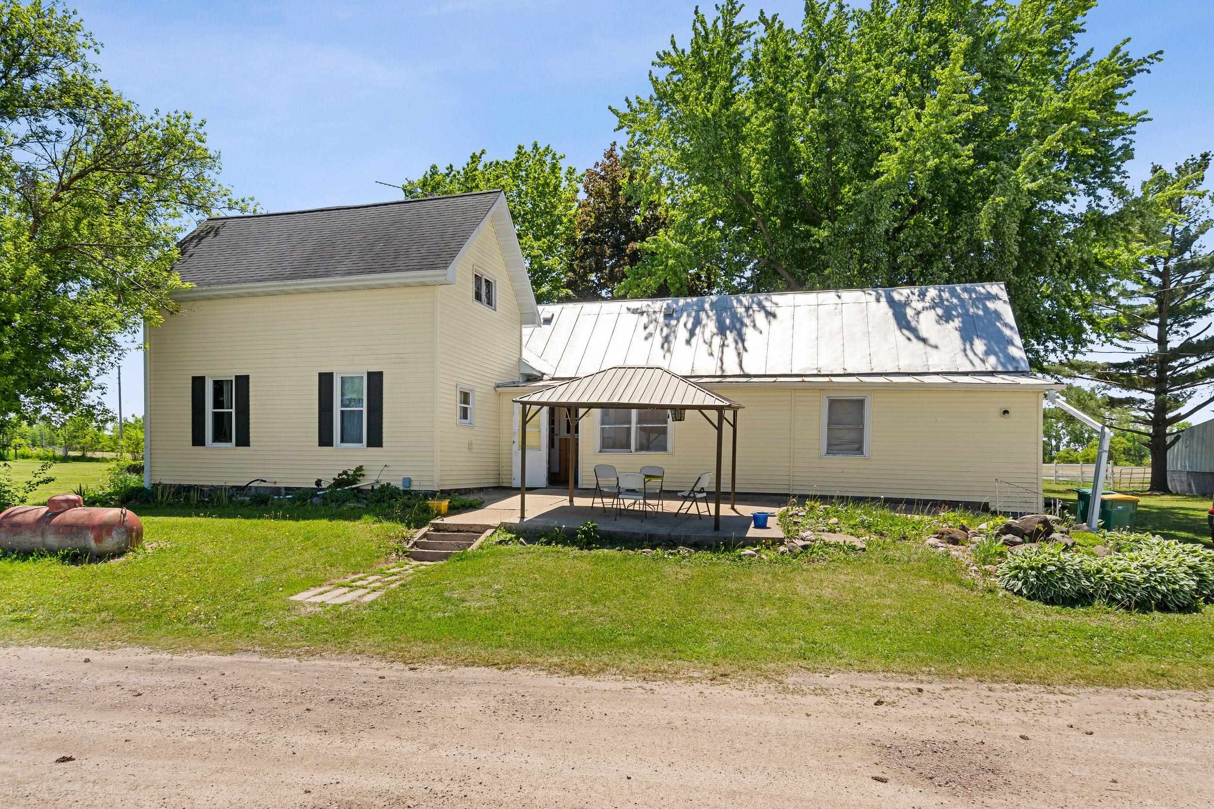 N9567 32nd Drive Road