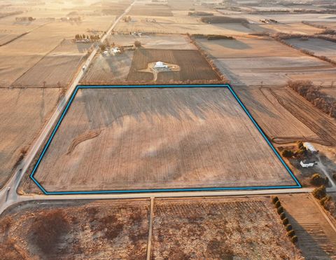 Photo of 208.36 Â± Acres U.S. Highway 51 & Slinde Road, Stoughton, WI 53589 (MLS # 2017768)