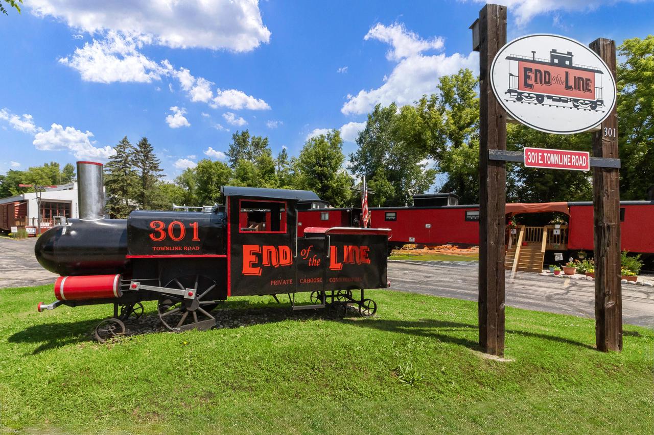 Photo 1 of 35 — 301 E Townline Road 3, Lake Geneva, WI 53147
