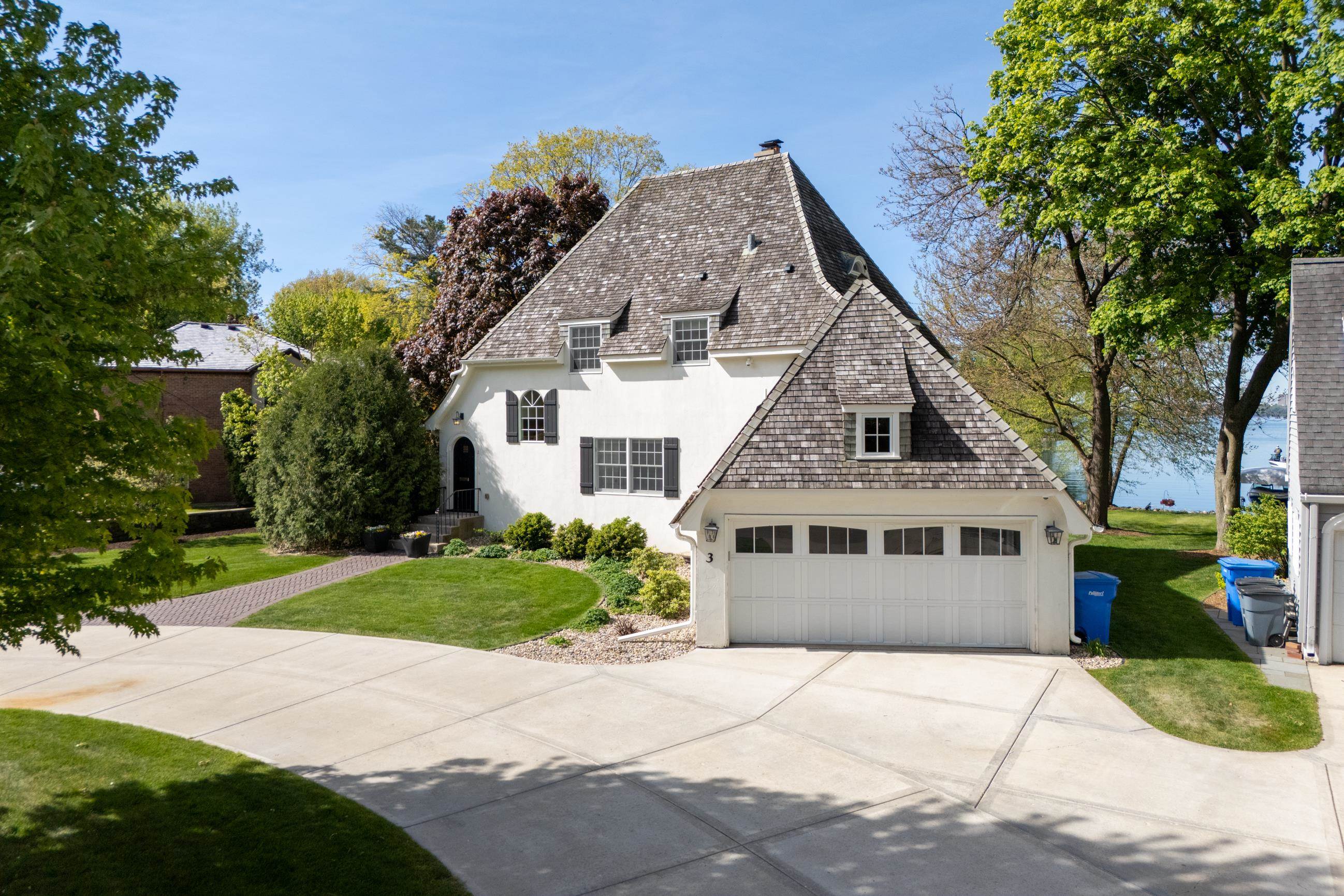 3 Cambridge Road