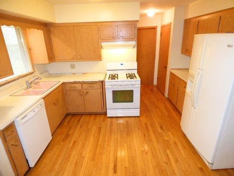 Tiny photo for 814 E Club Lane, Beloit, WI 53511 (MLS # 2012996)