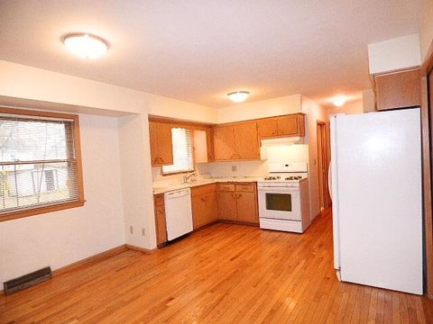 Tiny photo for 814 E Club Lane, Beloit, WI 53511 (MLS # 2012996)