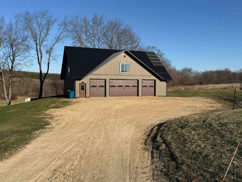 Photo of E4364 Meadow Drive, Hillpoint, WI 53937 (MLS # 2020333)