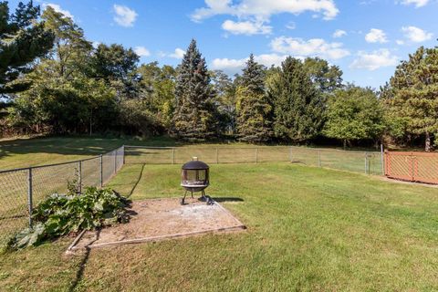 Tiny photo for N5701 Lakeview Drive, Green Lake, WI 54941 (MLS # 2009785)