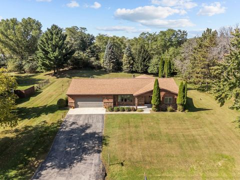 Tiny photo for N5701 Lakeview Drive, Green Lake, WI 54941 (MLS # 2009785)