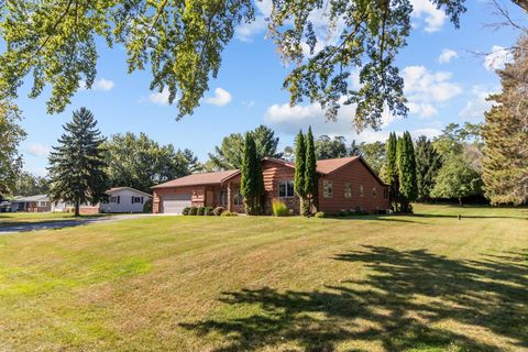 Tiny photo for N5701 Lakeview Drive, Green Lake, WI 54941 (MLS # 2009785)