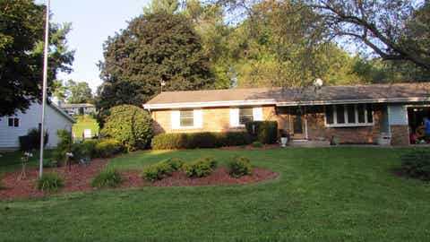 Photo of 522 Sussex Drive, Janesville, WI 53546 (MLS # 2031107)