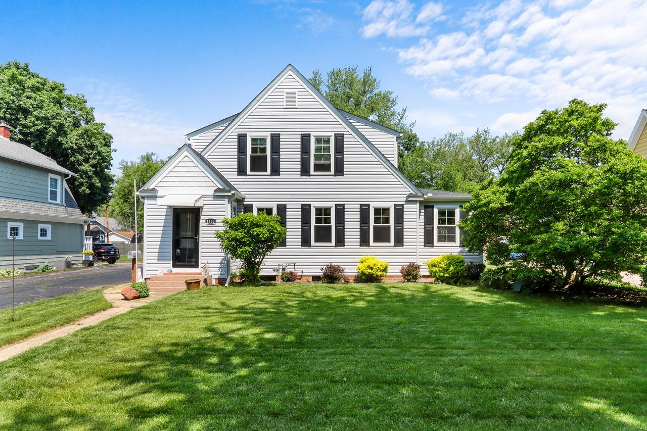 Photo 1 of 32 — 1133 Racine Street, Delavan, WI 53115