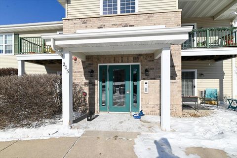 Photo of 203 Kearney Way 104 #104, Waunakee, WI 53597 (MLS # 2015676)