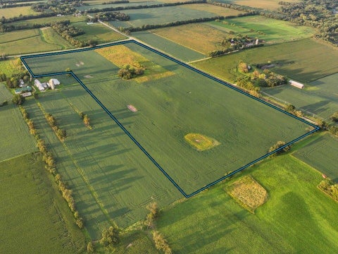 Photo of 59.67 M/L Acres State Highway 138, Stoughton, WI 53589 (MLS # 2033421)