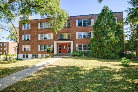 Photo of 25 Sherman Terrace 6 #6, Madison, WI 53704 (MLS # 2010520)