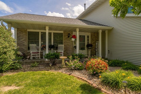 Property photo of 509 Gold Coast Lane, Evansville, WI 53536