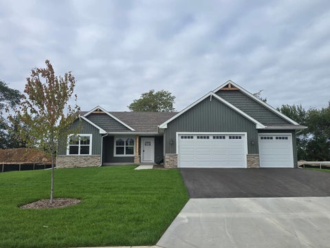 Photo of 1542 HAWKS PASS, Beloit, WI 53511 (MLS # 2033515)