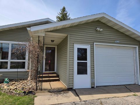 Photo of 1820 Allison Park Drive, Richland Center, WI 53581 (MLS # 2020331)