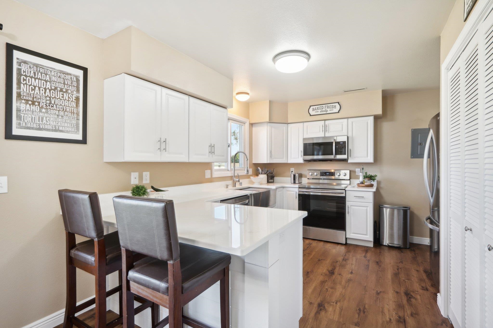 Reedsburg, Wisconsin 53959, United States, 4 Bedrooms Bedrooms, ,2 BathroomsBathrooms,Residential,Active,79884