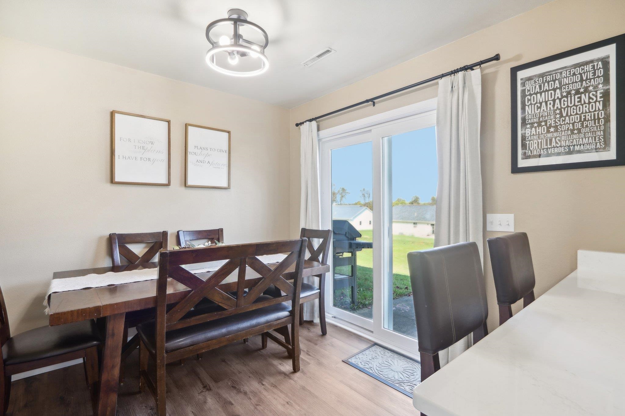 Reedsburg, Wisconsin 53959, United States, 4 Bedrooms Bedrooms, ,2 BathroomsBathrooms,Residential,Active,79884