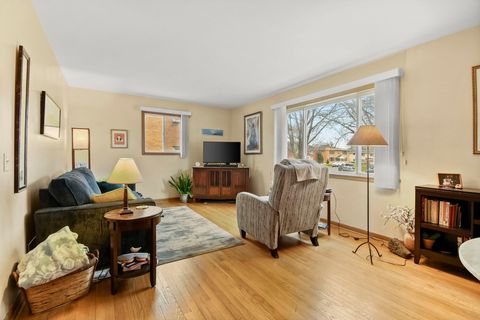 Photo of 426 rushmore Lane 3 #3, Madison, WI 53705 (MLS # 2022629)