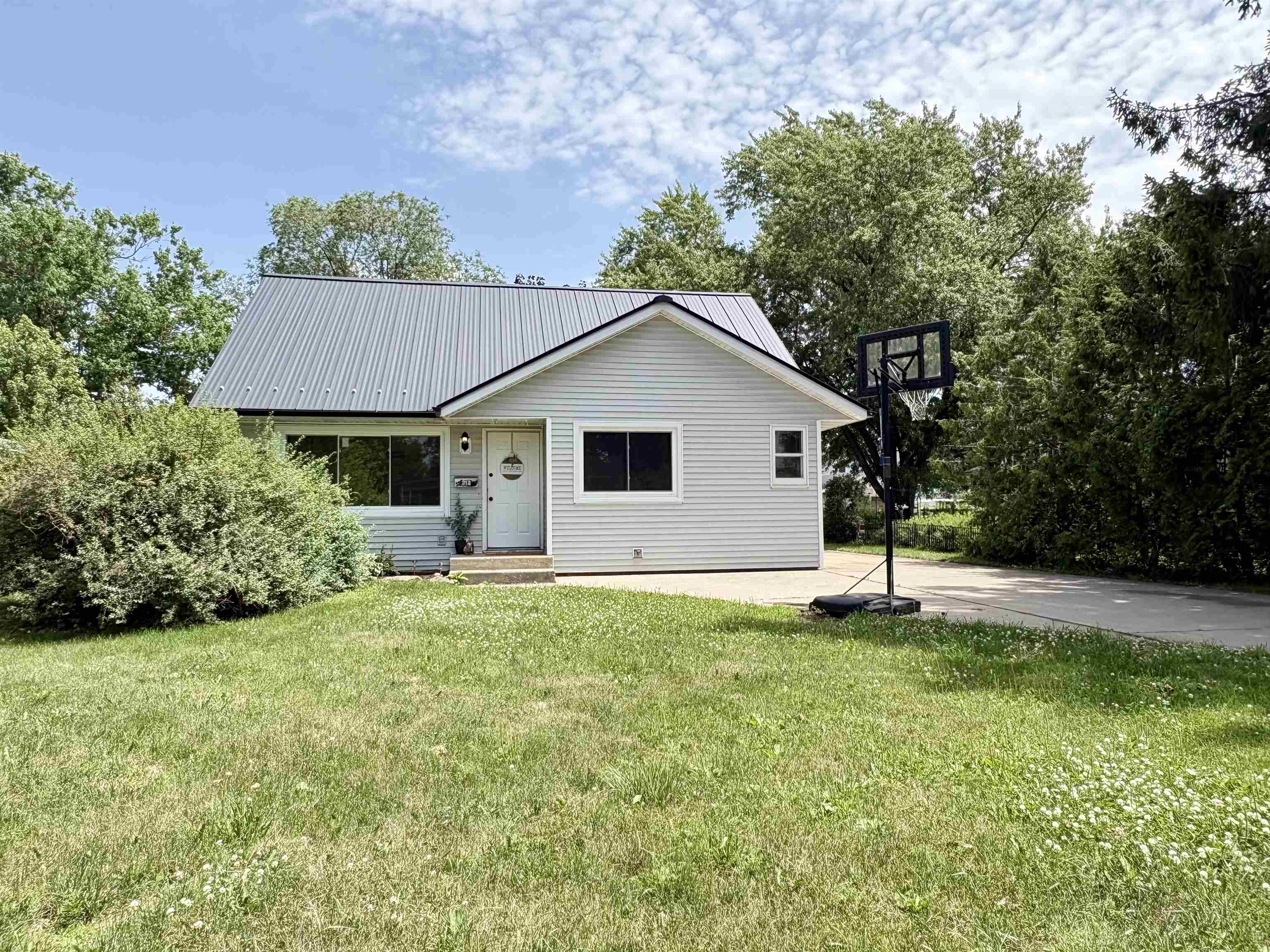 Photo 1 of 34 — 314 Monroe Street, Sauk City, WI 53583