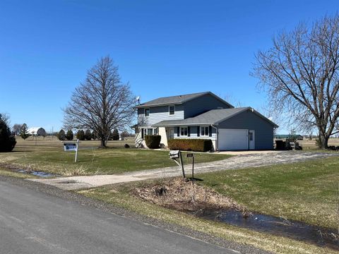 Photo of 1690 W Ripple Avenue, Oshkosh, WI 54904 (MLS # 2019266)